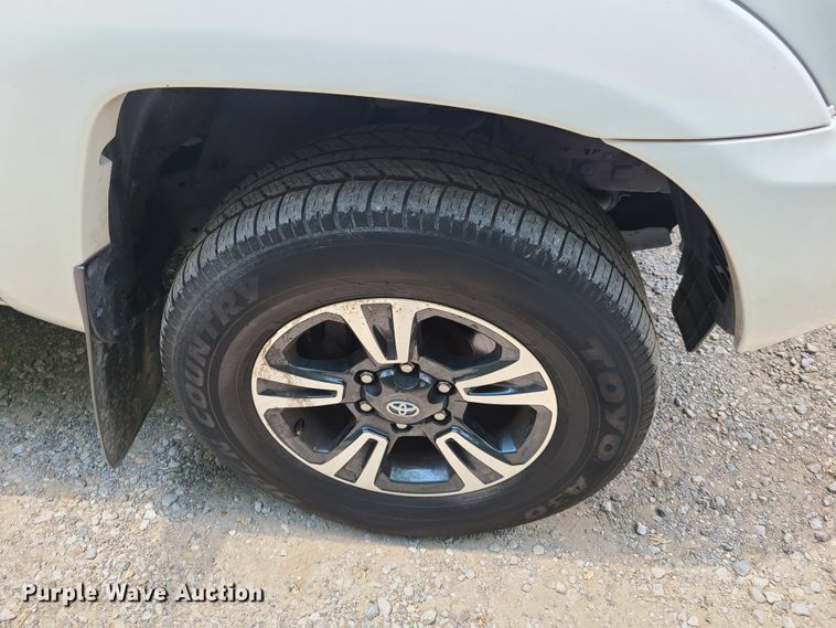 image for item GT9193 2012 Toyota Tacoma  Access Cab pickup truck