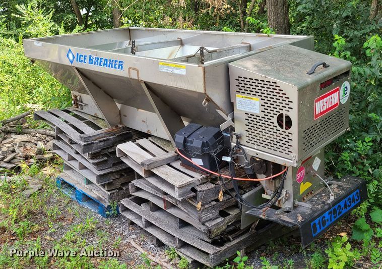 image for item GT9194 Western Ice Breaker stainless steel spreader