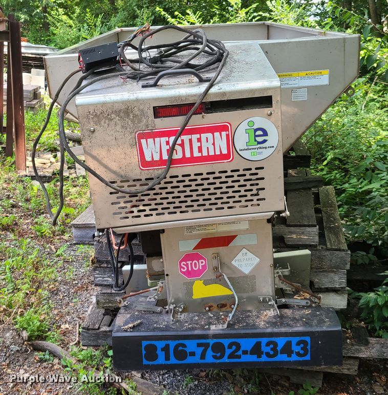 image for item GT9194 Western Ice Breaker stainless steel spreader