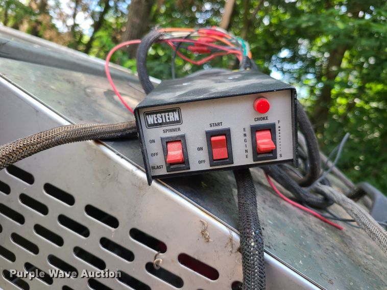 image for item GT9194 Western Ice Breaker stainless steel spreader