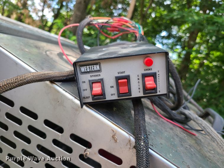 image for item GT9194 Western Ice Breaker stainless steel spreader