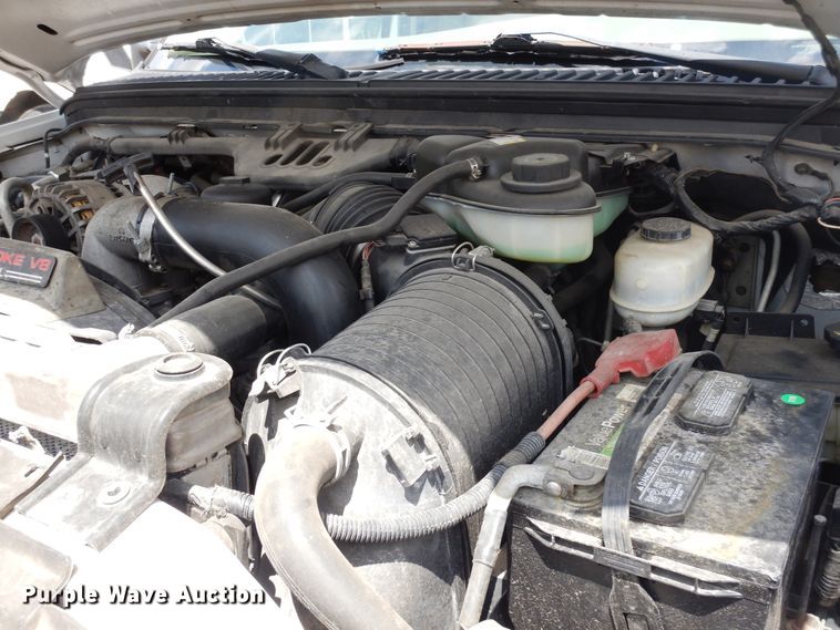 image for item GT9322 2004 Ford F350 Super Duty  Crew Cab pickup truck