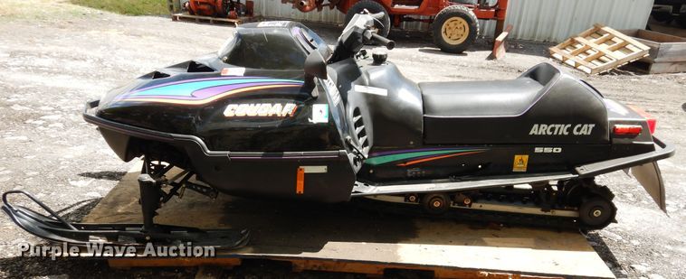 image for item GT9329 1995 Artic Cat Mountain Cat  snowmobile