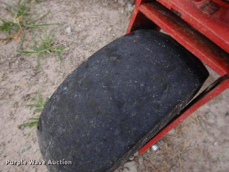 image for item GT9335 Bush Hog ES1844 ZTR lawn mower