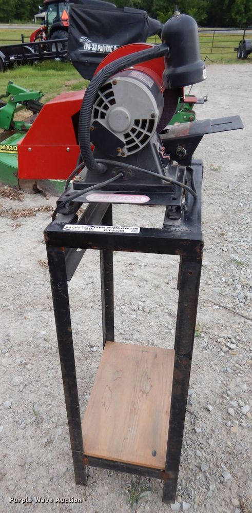 image for item GT9339 Oregon mower blade sharpener