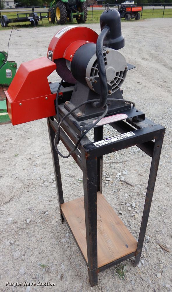 image for item GT9339 Oregon mower blade sharpener