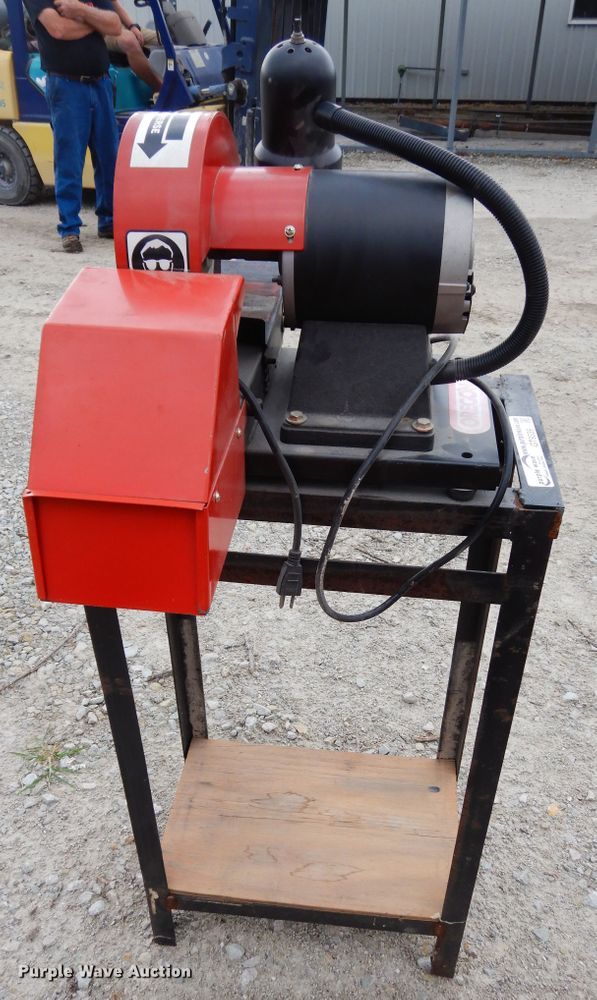 image for item GT9339 Oregon mower blade sharpener