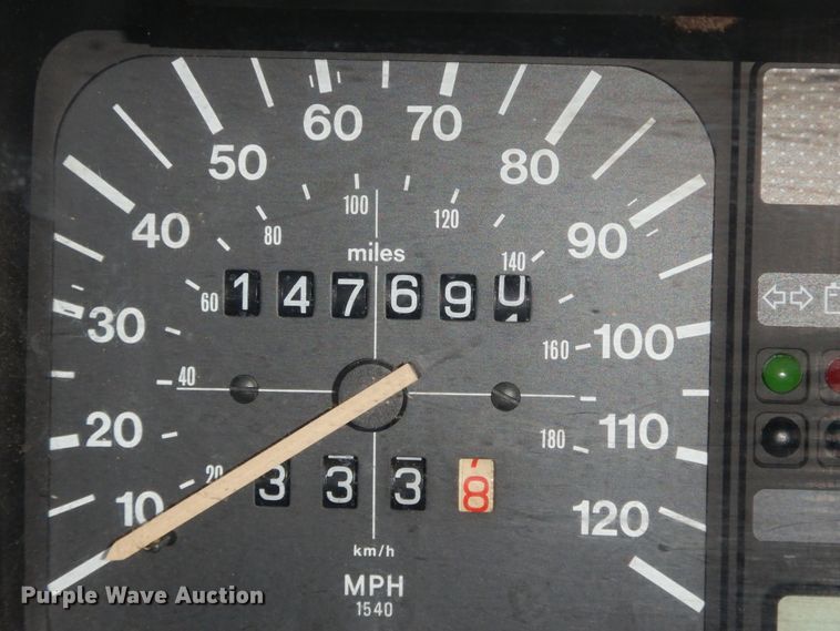 image for item GT9341 1987 Volkswagen Cabriolet convertible