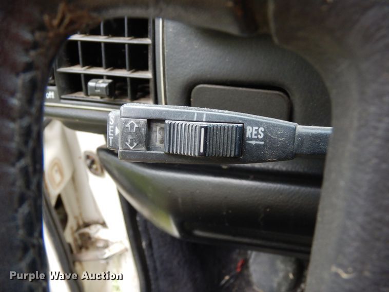 image for item GT9341 1987 Volkswagen Cabriolet convertible