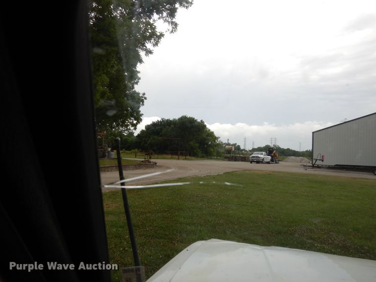 image for item GT9341 1987 Volkswagen Cabriolet convertible