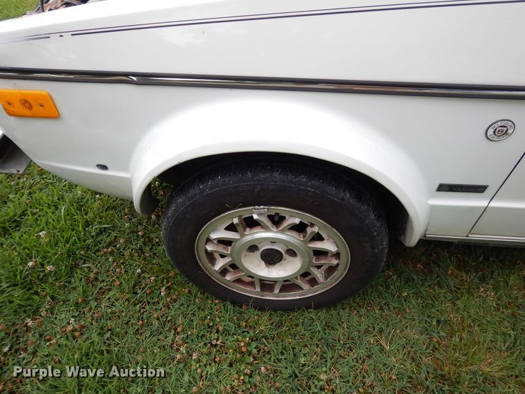 image for item GT9341 1987 Volkswagen Cabriolet convertible