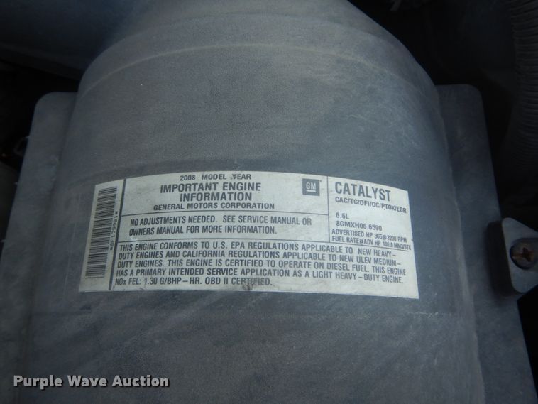 image for item GV9071 2008 Chevrolet Silverado 3500HD  Crew Cab flatbed pickup truck