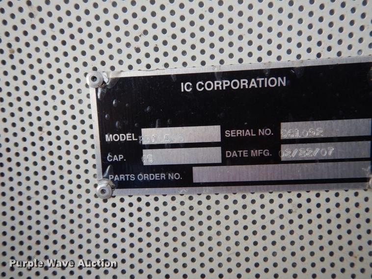 image for item GV9090 2008 International CE school bus