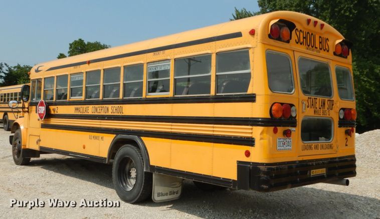 image for item GV9091 2004 International 3800 school bus