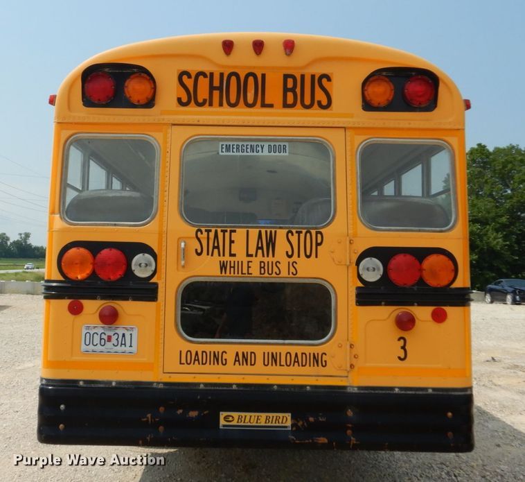 image for item GV9092 2000 Chevrolet B7 school bus