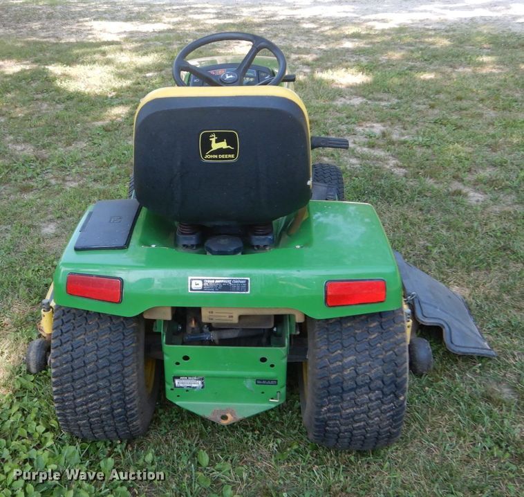 image for item GV9114 John Deere 335 lawn mower