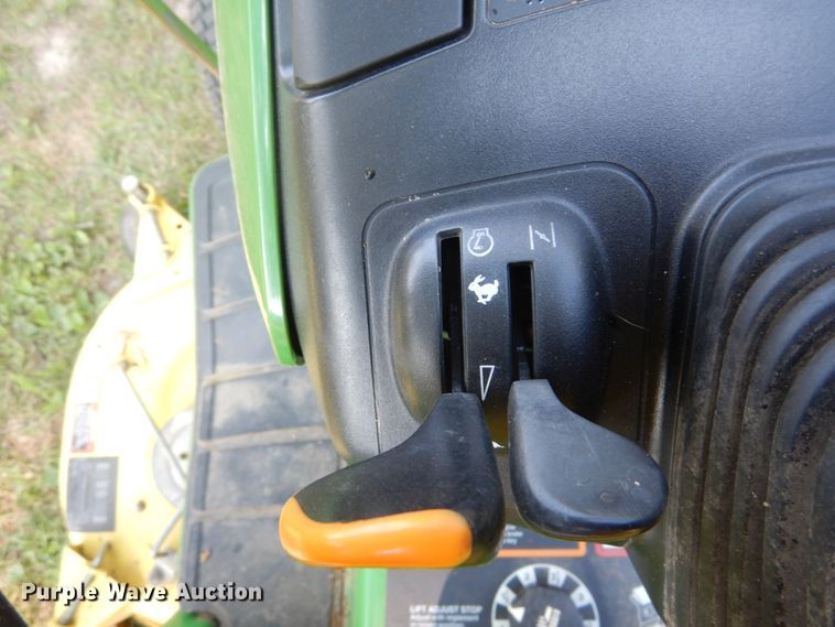 image for item GV9114 John Deere 335 lawn mower