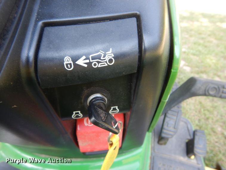 image for item GV9114 John Deere 335 lawn mower