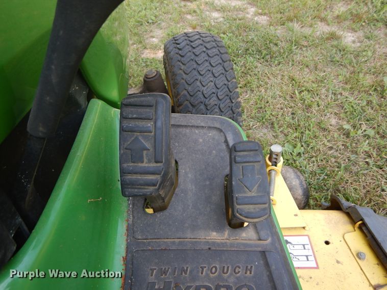 image for item GV9114 John Deere 335 lawn mower