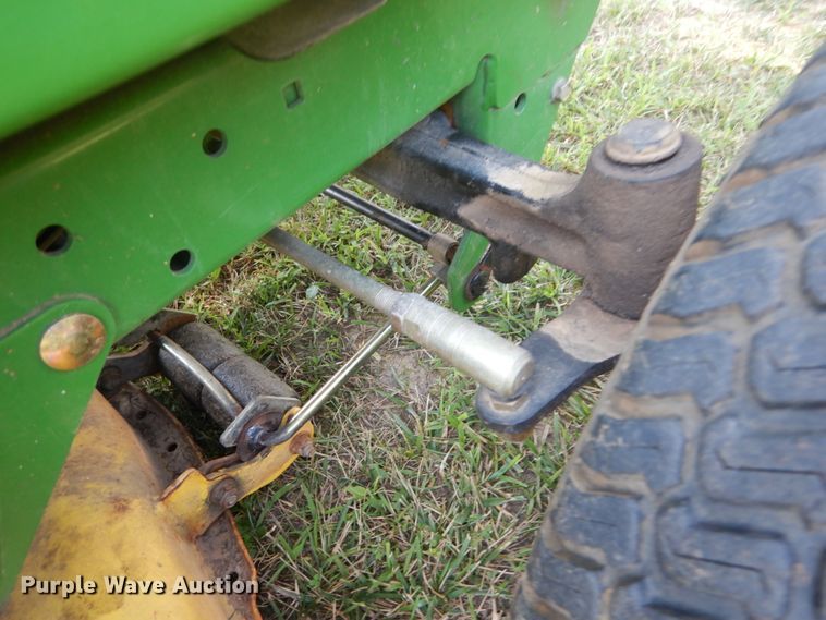 image for item GV9114 John Deere 335 lawn mower