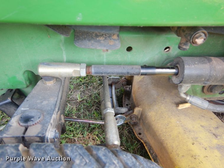 image for item GV9114 John Deere 335 lawn mower