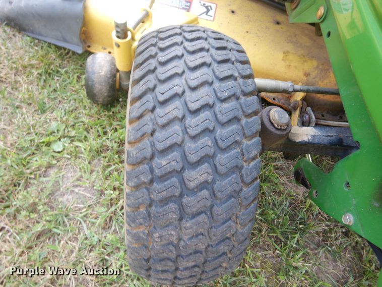 image for item GV9114 John Deere 335 lawn mower