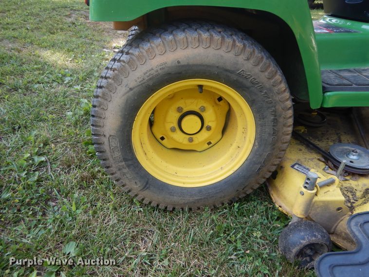 image for item GV9114 John Deere 335 lawn mower