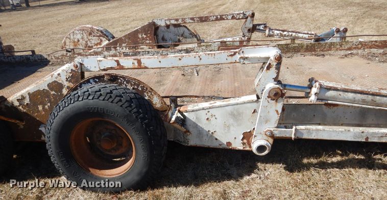 image for item GW9552 1992 Life Time EPG452OW equipment trailer