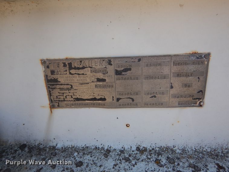 image for item GW9552 1992 Life Time EPG452OW equipment trailer