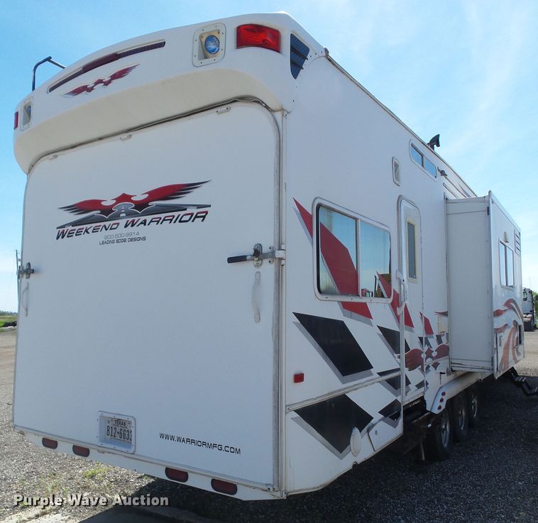 image for item GX9092 2008 Weekend Warrior Full Throttle  toy hauler camper