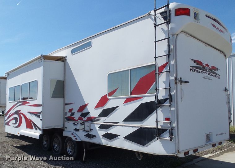image for item GX9092 2008 Weekend Warrior Full Throttle  toy hauler camper