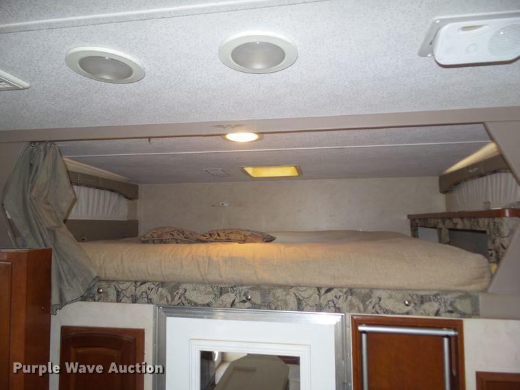 image for item GX9092 2008 Weekend Warrior Full Throttle  toy hauler camper