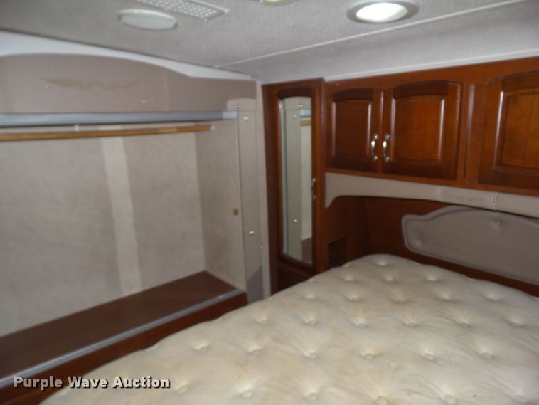 image for item GX9092 2008 Weekend Warrior Full Throttle  toy hauler camper