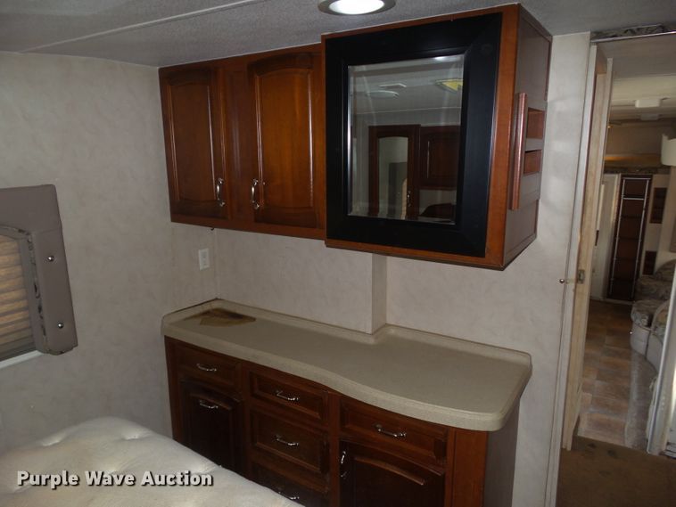 image for item GX9092 2008 Weekend Warrior Full Throttle  toy hauler camper