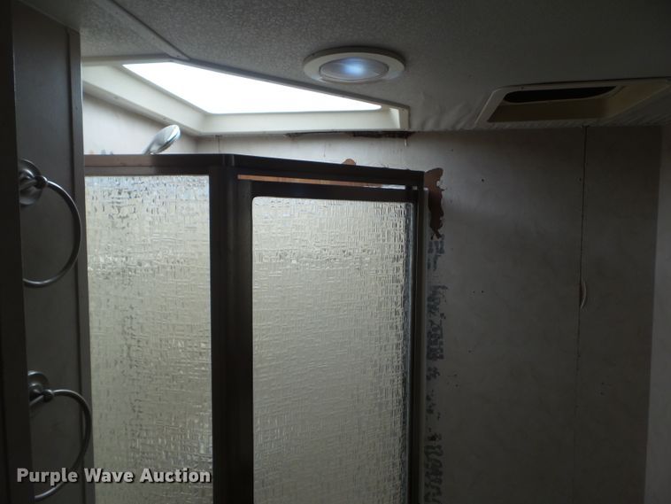 image for item GX9092 2008 Weekend Warrior Full Throttle  toy hauler camper