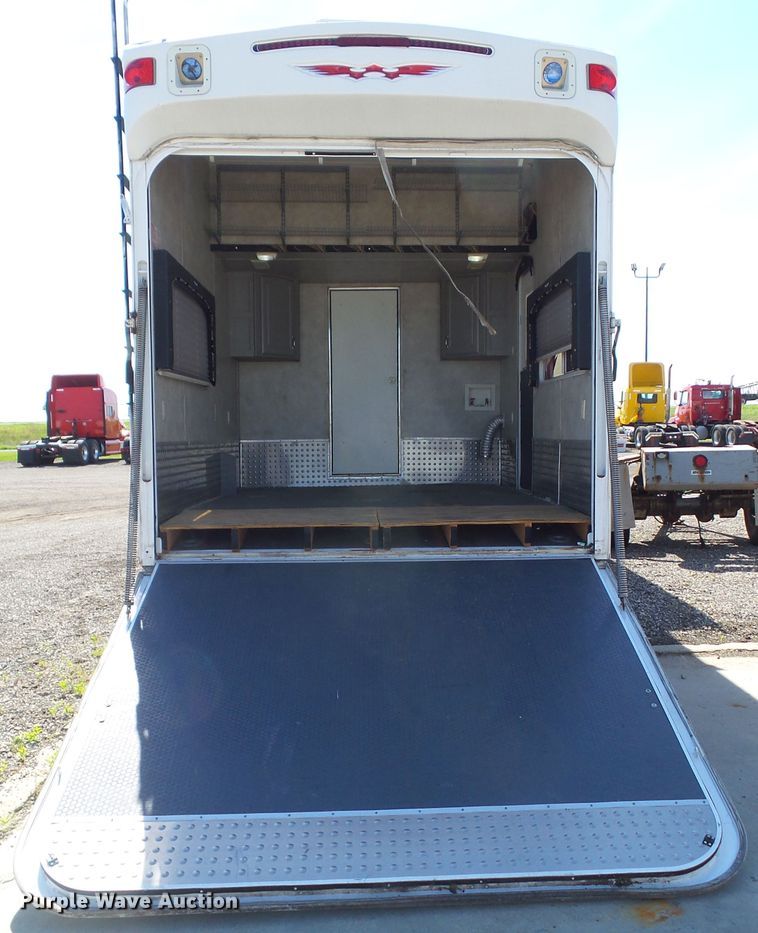 image for item GX9092 2008 Weekend Warrior Full Throttle  toy hauler camper