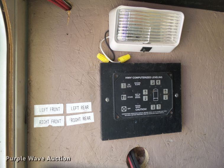 image for item GX9092 2008 Weekend Warrior Full Throttle  toy hauler camper