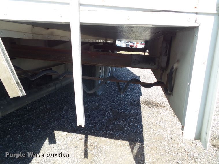 image for item GX9092 2008 Weekend Warrior Full Throttle  toy hauler camper