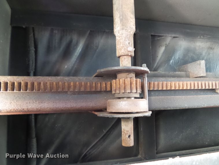 image for item GX9092 2008 Weekend Warrior Full Throttle  toy hauler camper