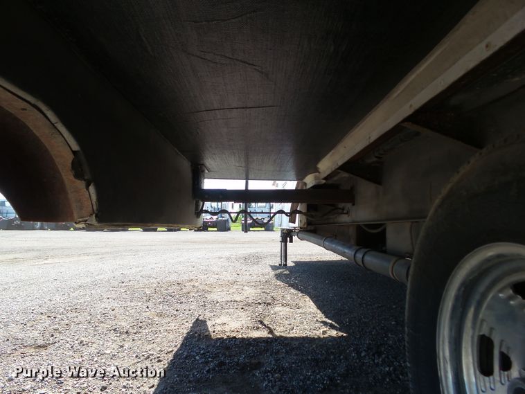 image for item GX9092 2008 Weekend Warrior Full Throttle  toy hauler camper