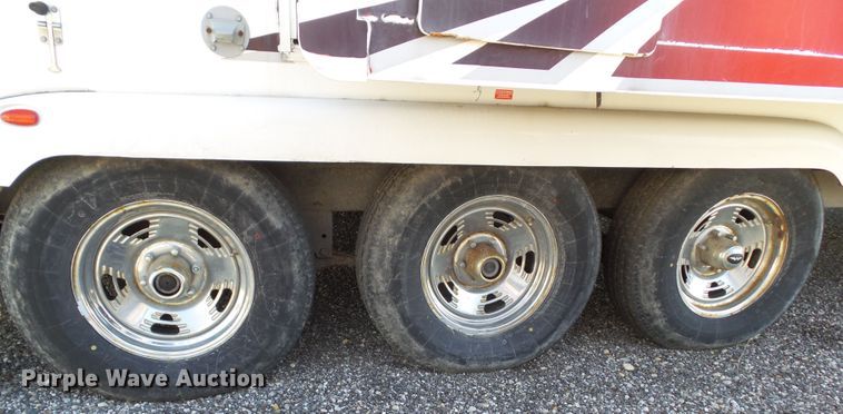 image for item GX9092 2008 Weekend Warrior Full Throttle  toy hauler camper