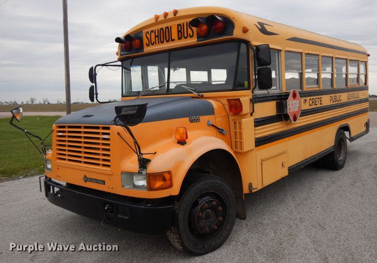 image for item GY9208 1997 International 3800 school bus