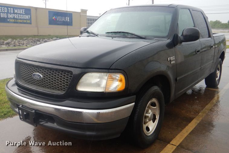image for item GY9827 2001 Ford F150  SuperCrew pickup truck