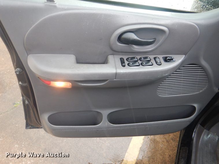 image for item GY9827 2001 Ford F150  SuperCrew pickup truck