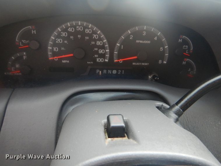 image for item GY9827 2001 Ford F150  SuperCrew pickup truck