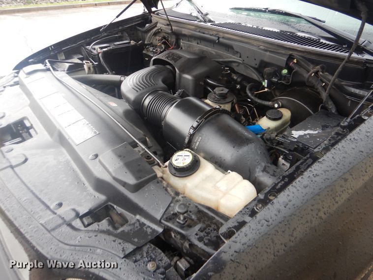 image for item GY9827 2001 Ford F150  SuperCrew pickup truck