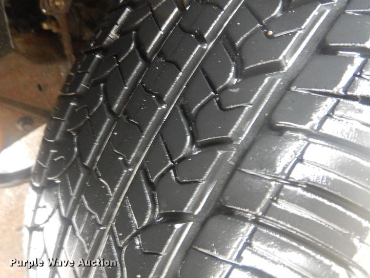 image for item GY9827 2001 Ford F150  SuperCrew pickup truck