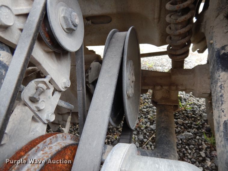 image for item HC9666 2012 Yamaha Concierge 6  golf cart