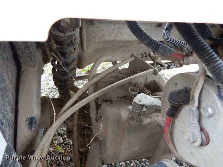 image for item HC9666 2012 Yamaha Concierge 6  golf cart