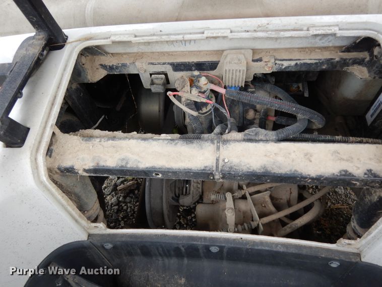 image for item HC9666 2012 Yamaha Concierge 6  golf cart